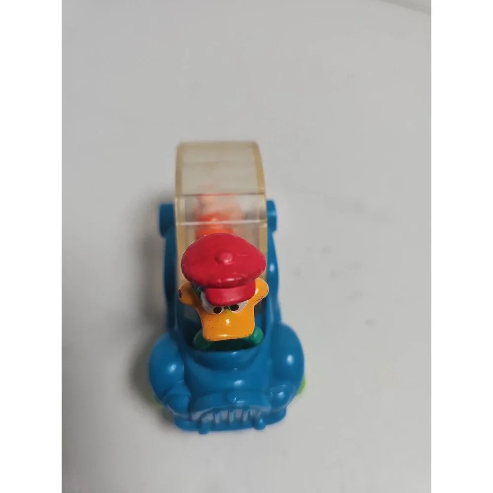 McDonald's Warner Bros. 90's Tiny Toon Adventure Toy Car Duck & Pig